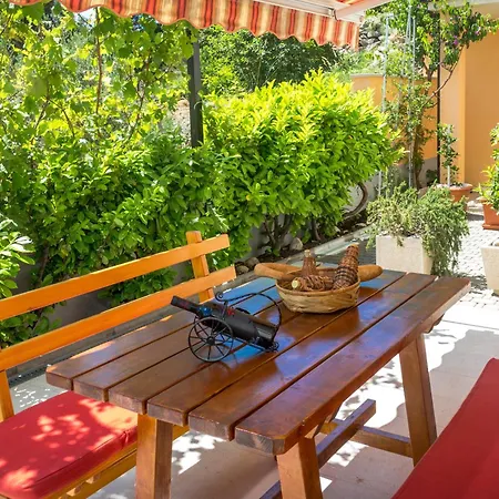 Apartman 14 Brela