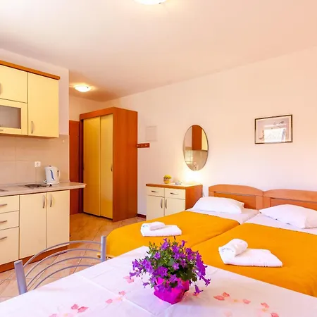 14 Apartment *
